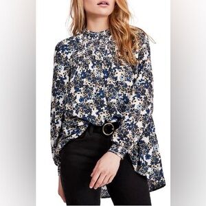 Free People Blue and Cream Flowers in Her Hair Tunic Top NWOT